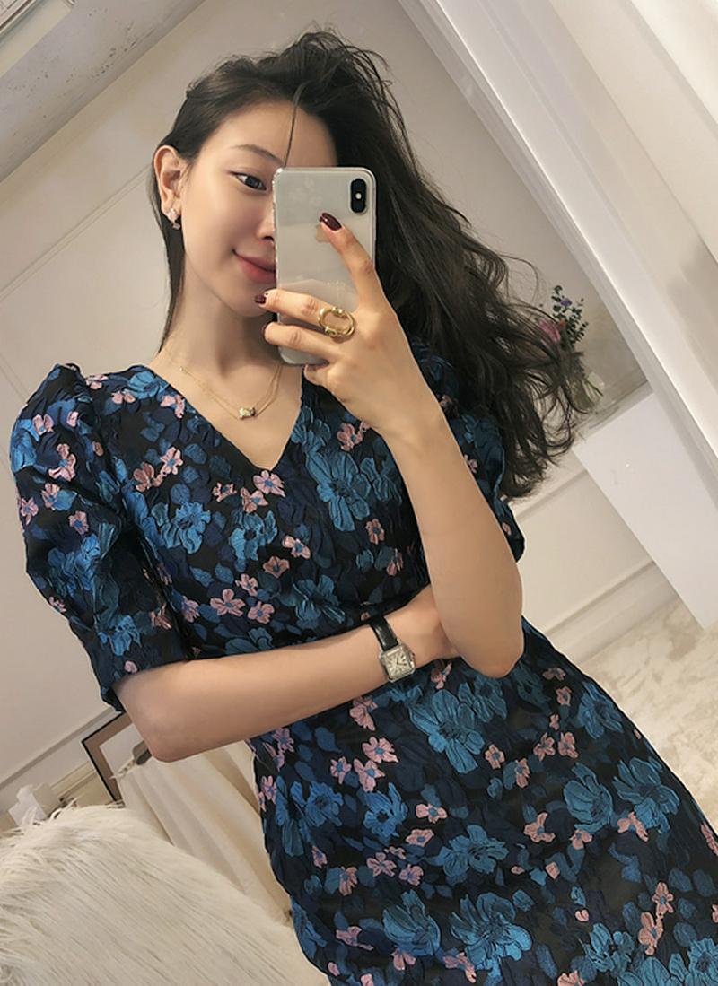 パフスリーブフラワーワンピース