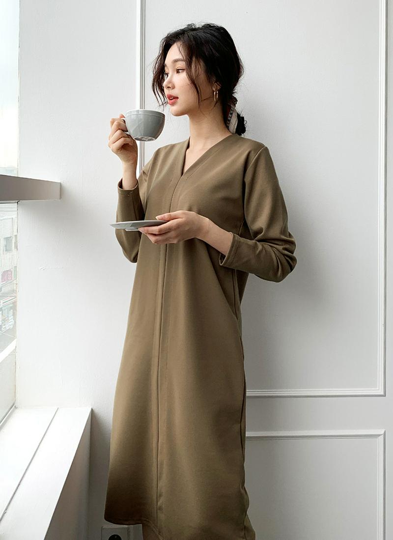 Vネックワンピース・全2色