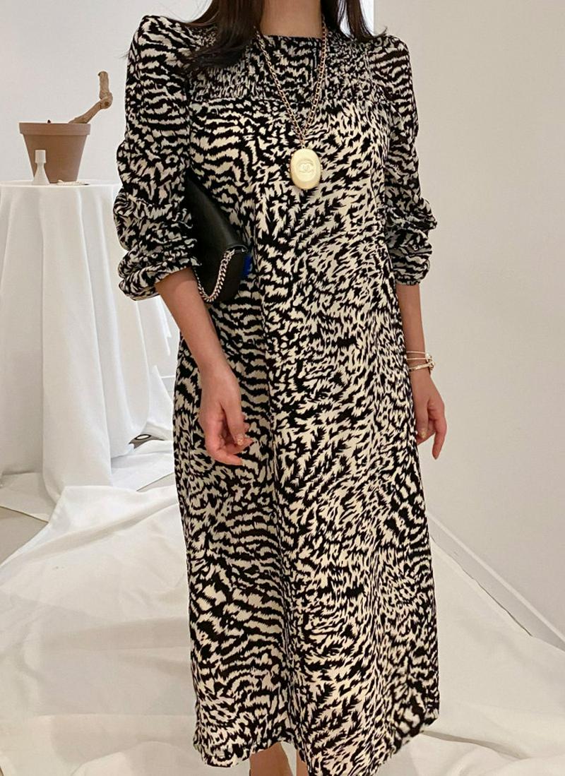 ゼブラ柄ワンピース