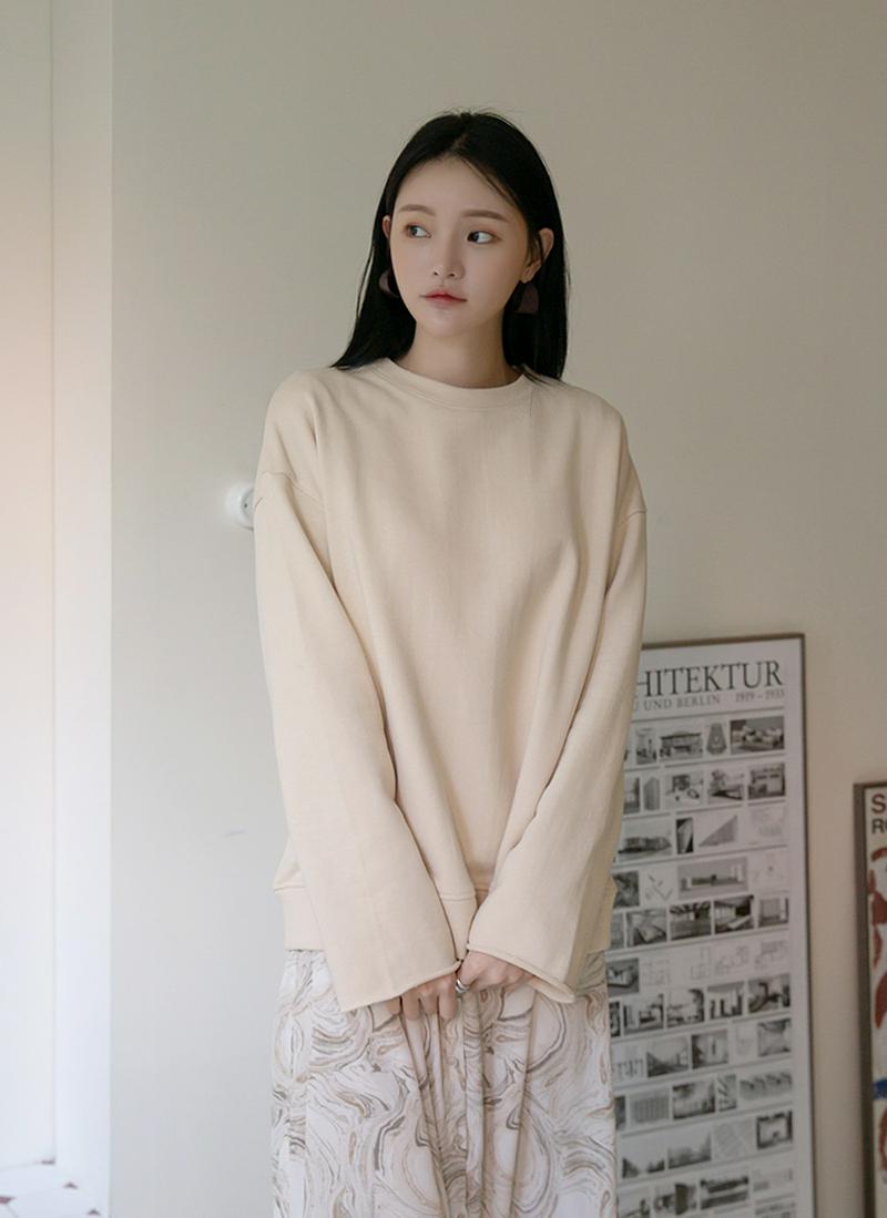 バック刺繍Tシャツ