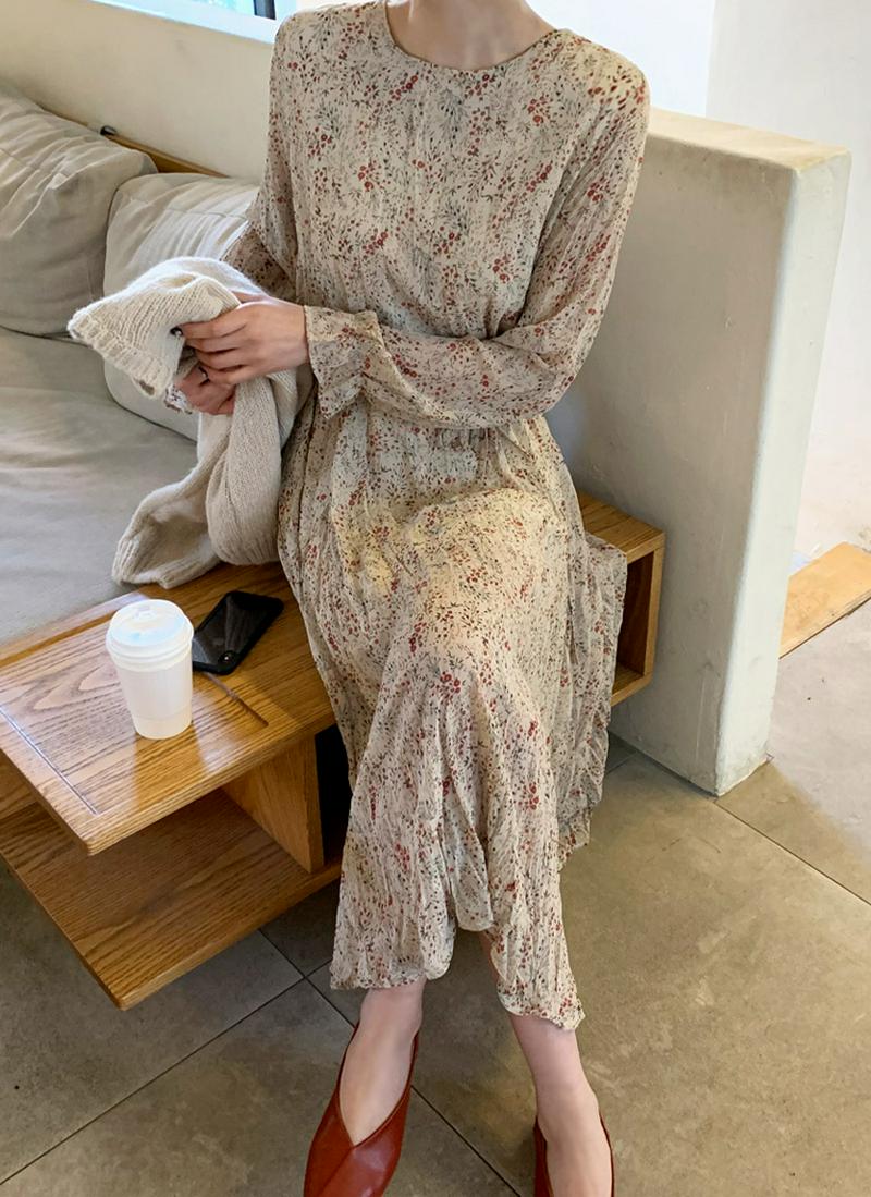 ストラップ付パターンリンクルワンピース