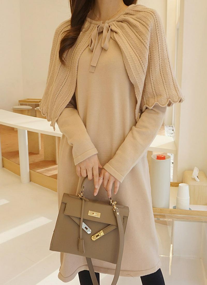 ウェーブヘムケープワンピース