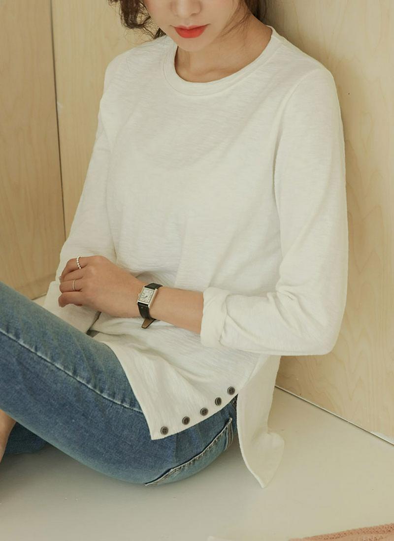スリットボタン長袖Tシャツ