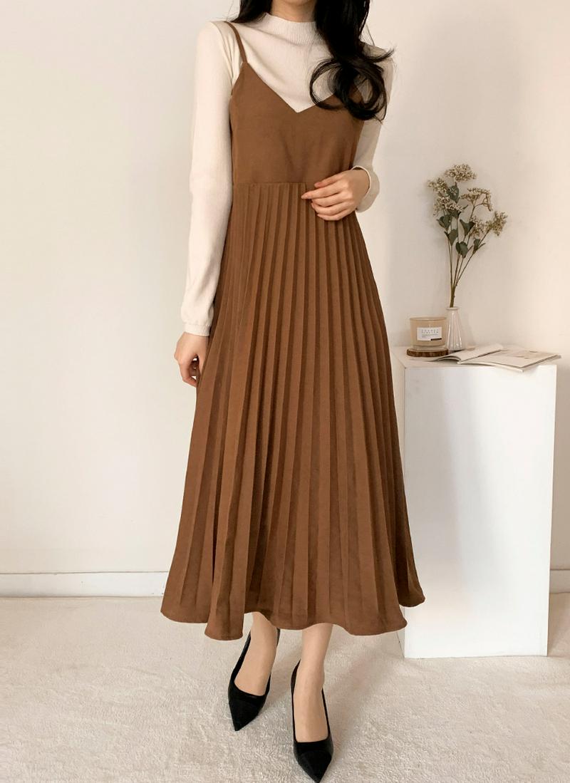 プリーツキャミワンピース