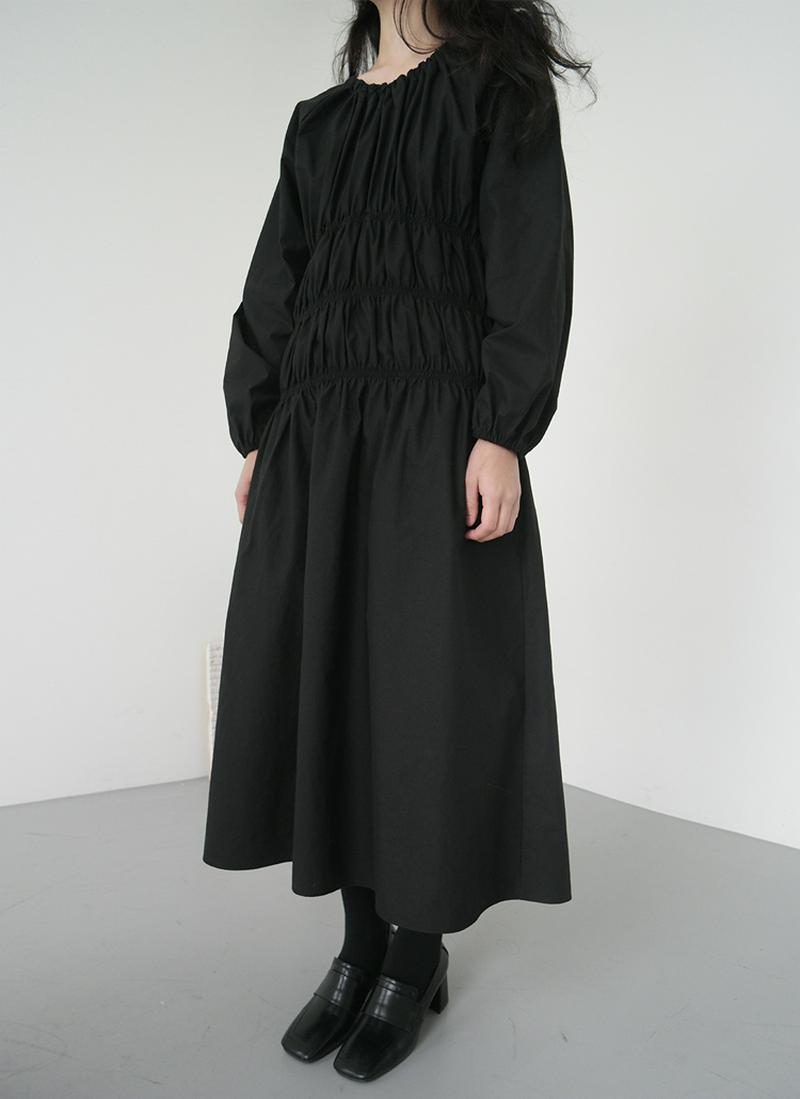 ゴムラインギャザーワンピース