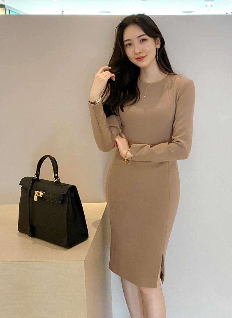 スリットヘムラウンドスリムワンピース