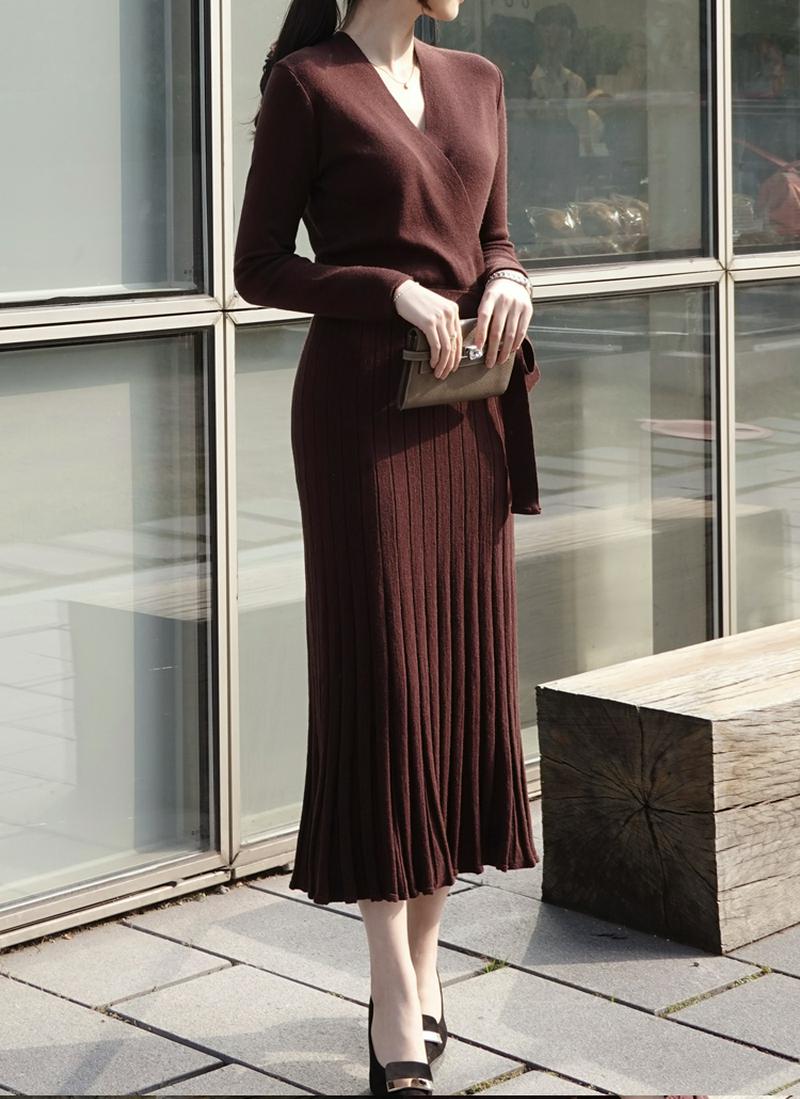 プリーツニットラップワンピース