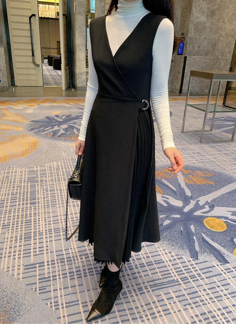 サイドベルトプリーツワンピース(ブラック)