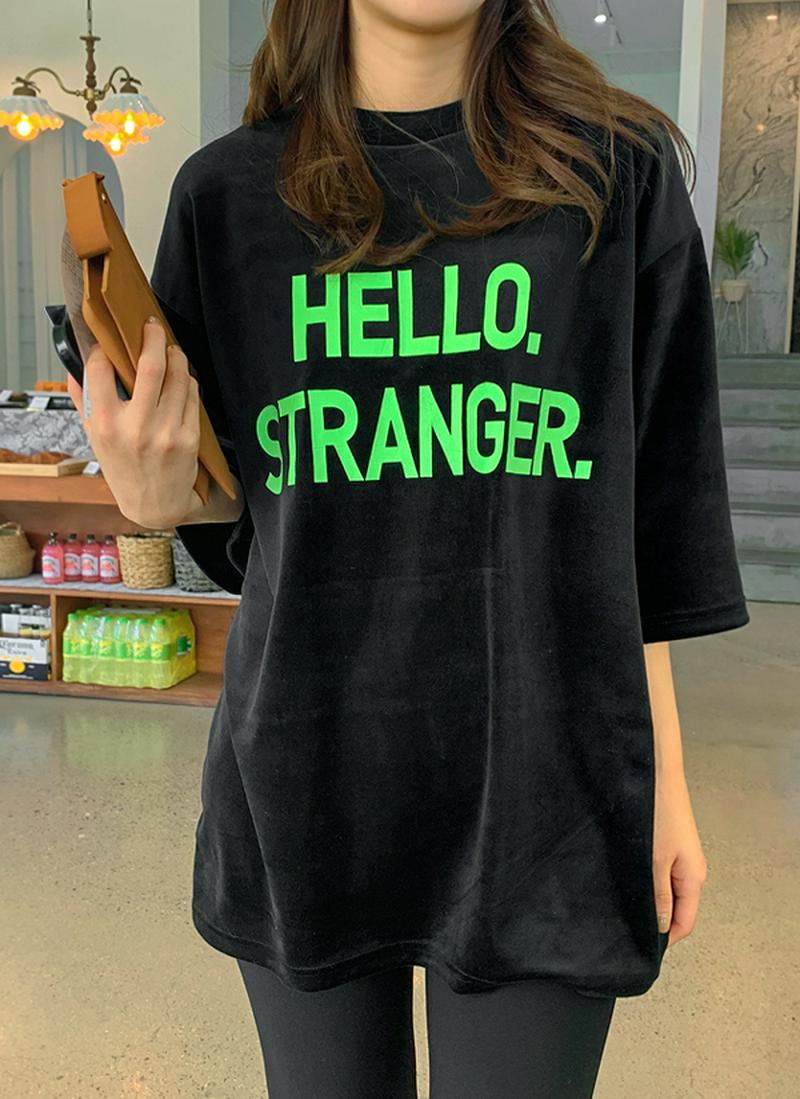 レタリングベロアTシャツ