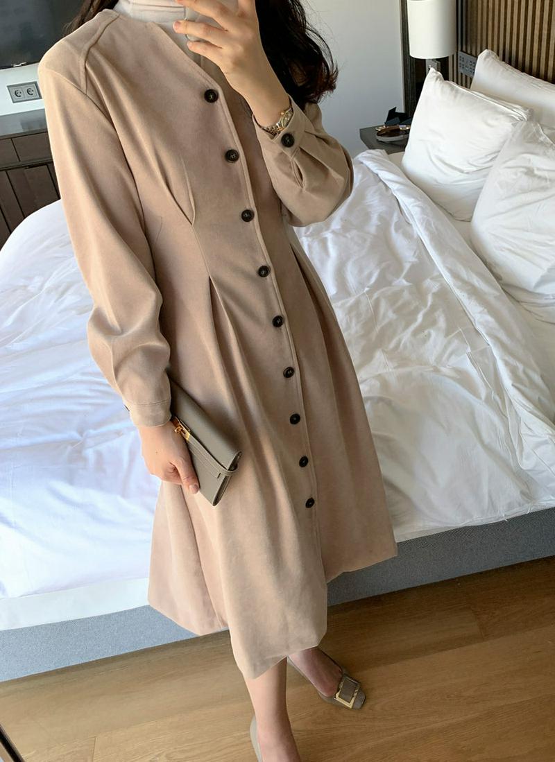 バックリボンフロントボタンワンピース