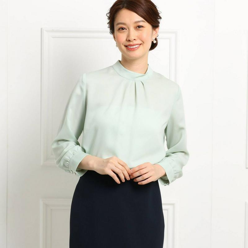 【ママスーツ／入学式　スーツ／卒業式　スーツ】サテンハイネックタックブ