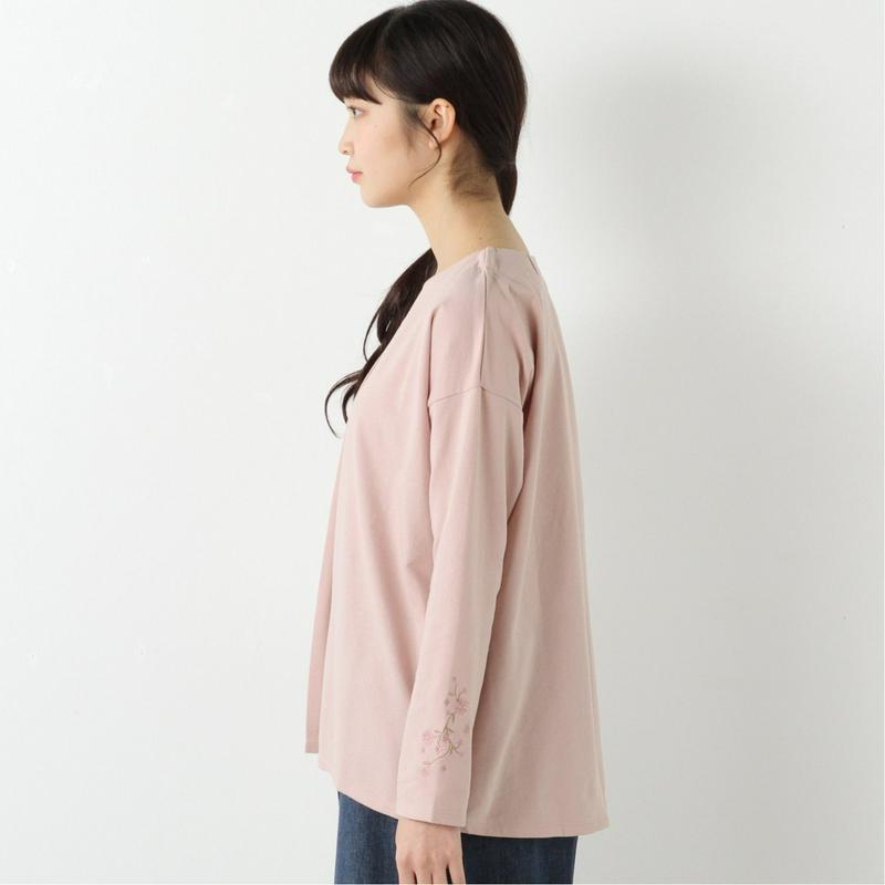 表面感のあるピーチ起毛のタック入りＴシャツ（ノージーン/NO JEAN）