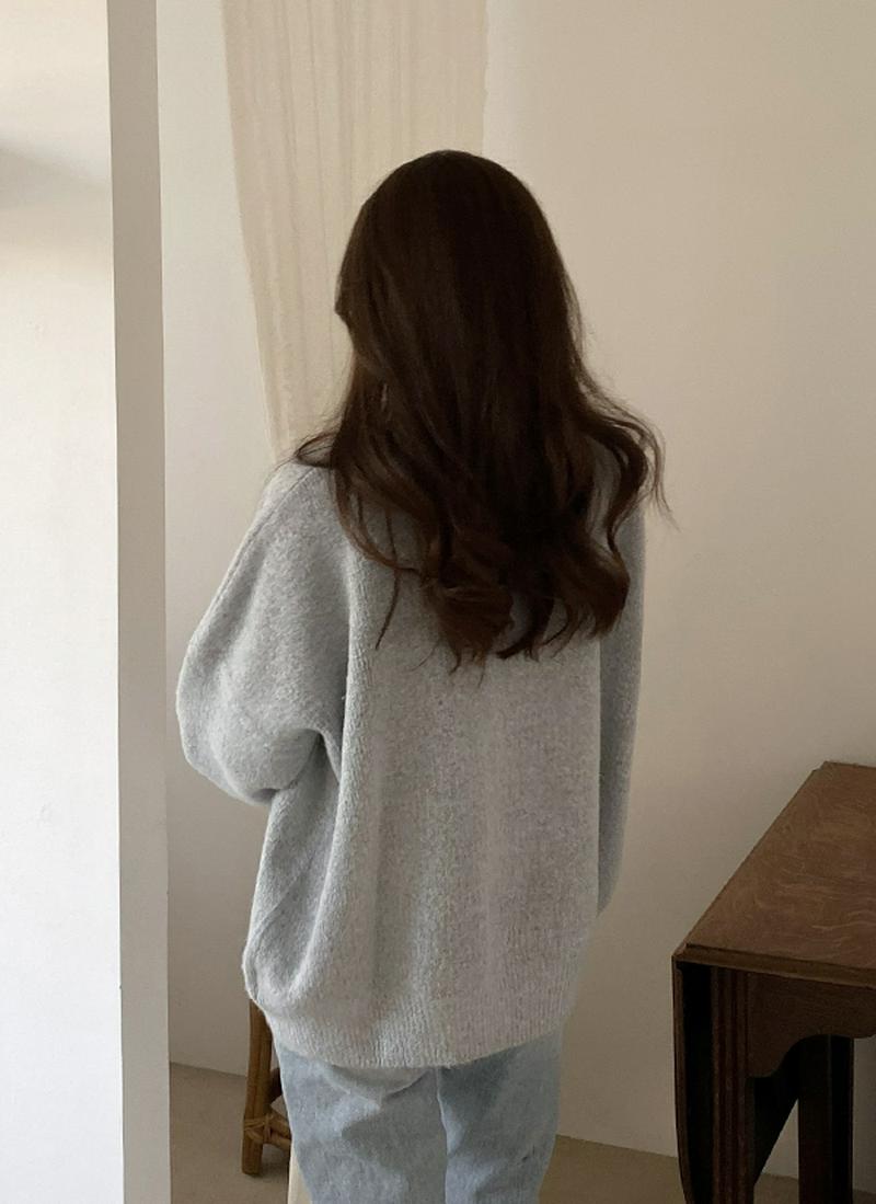 ロールカフスニット