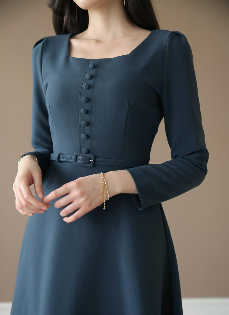 くるみボタンポイントAラインワンピース