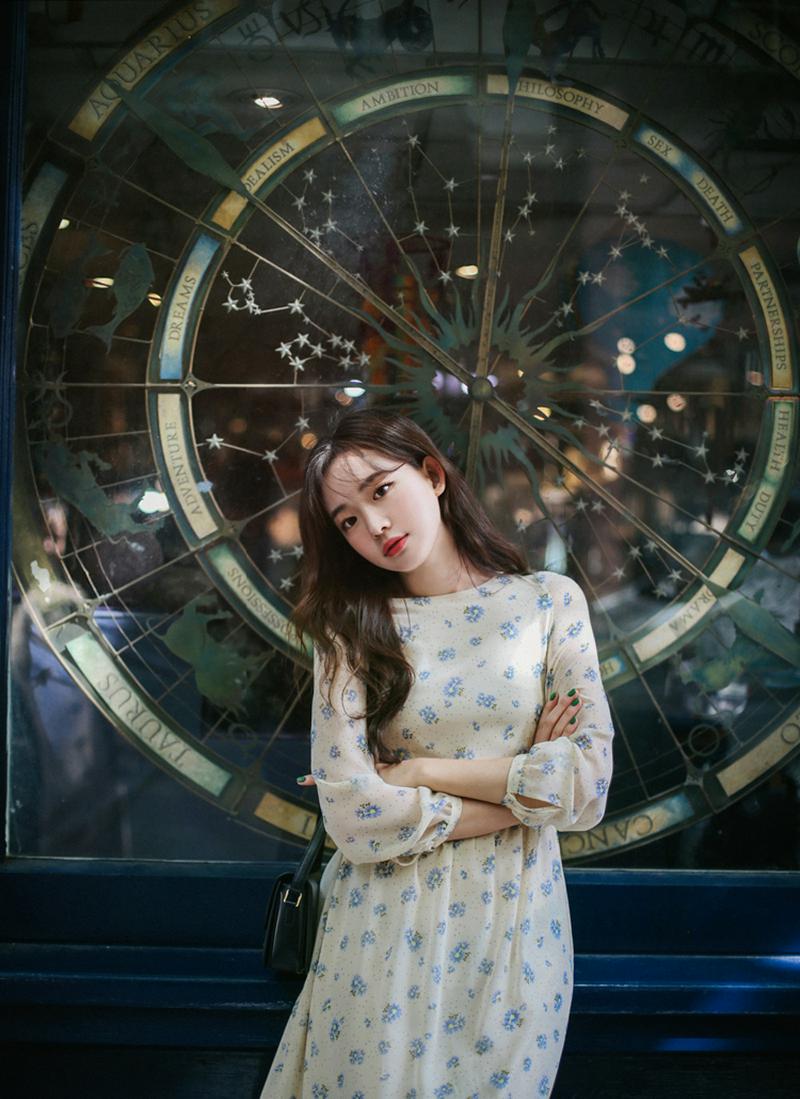 フリルヘム花柄ワンピース