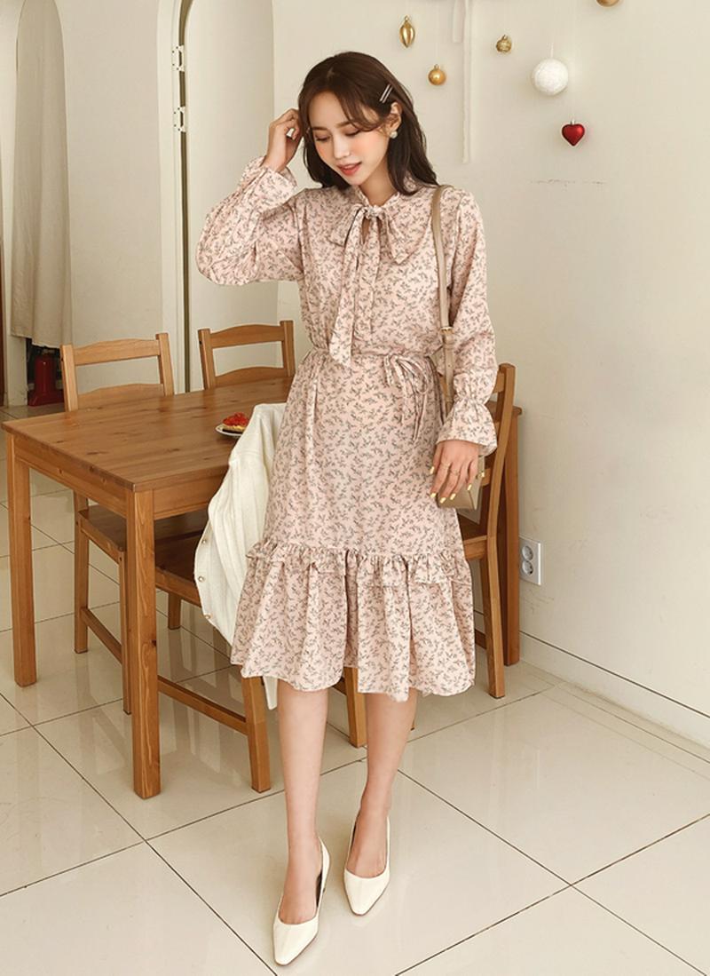 リボンネックフラワーフリルワンピース