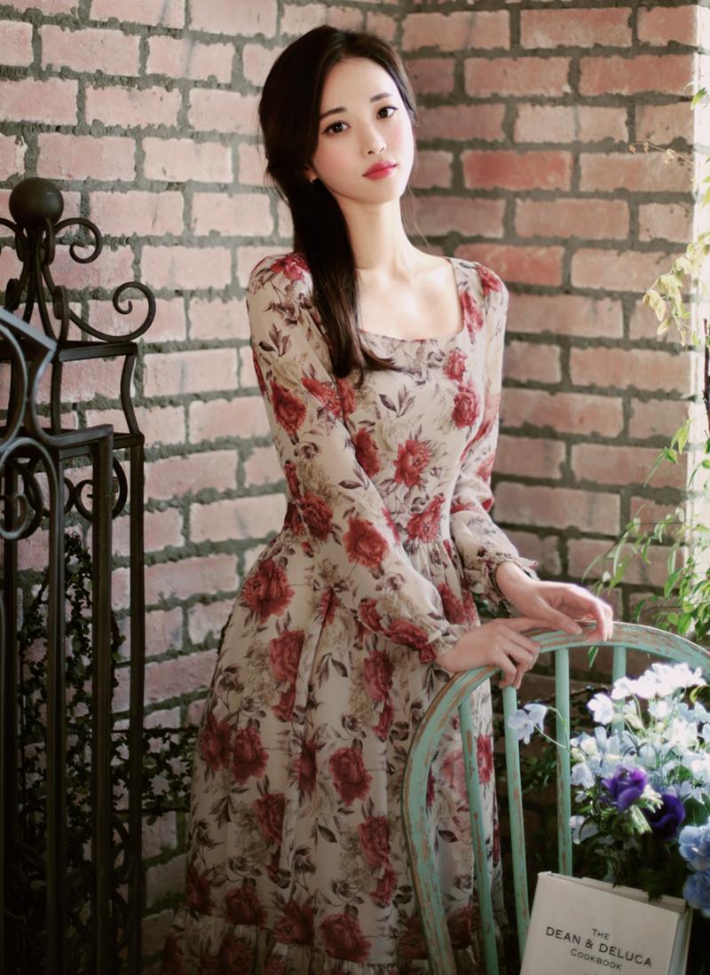 スクエアネック花柄ロングワンピース