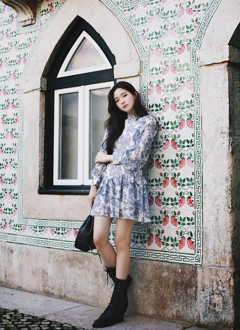 フローラルミニティアードワンピース