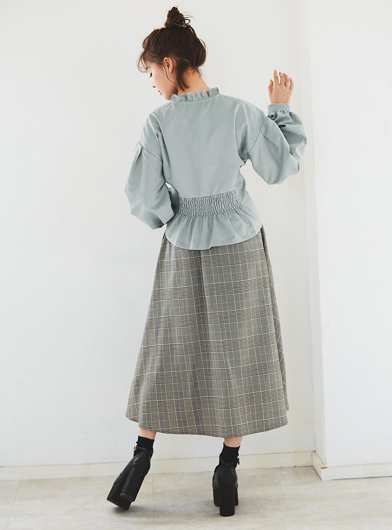 バックシャーリングレースネックブラウス