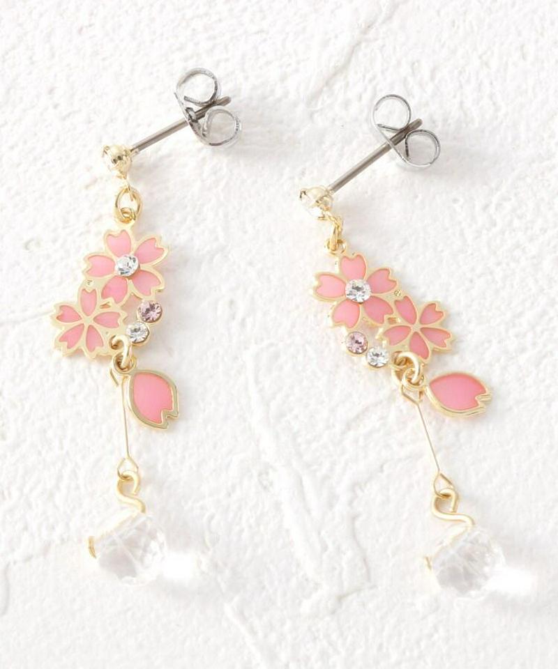 桜花びらゆらピアス