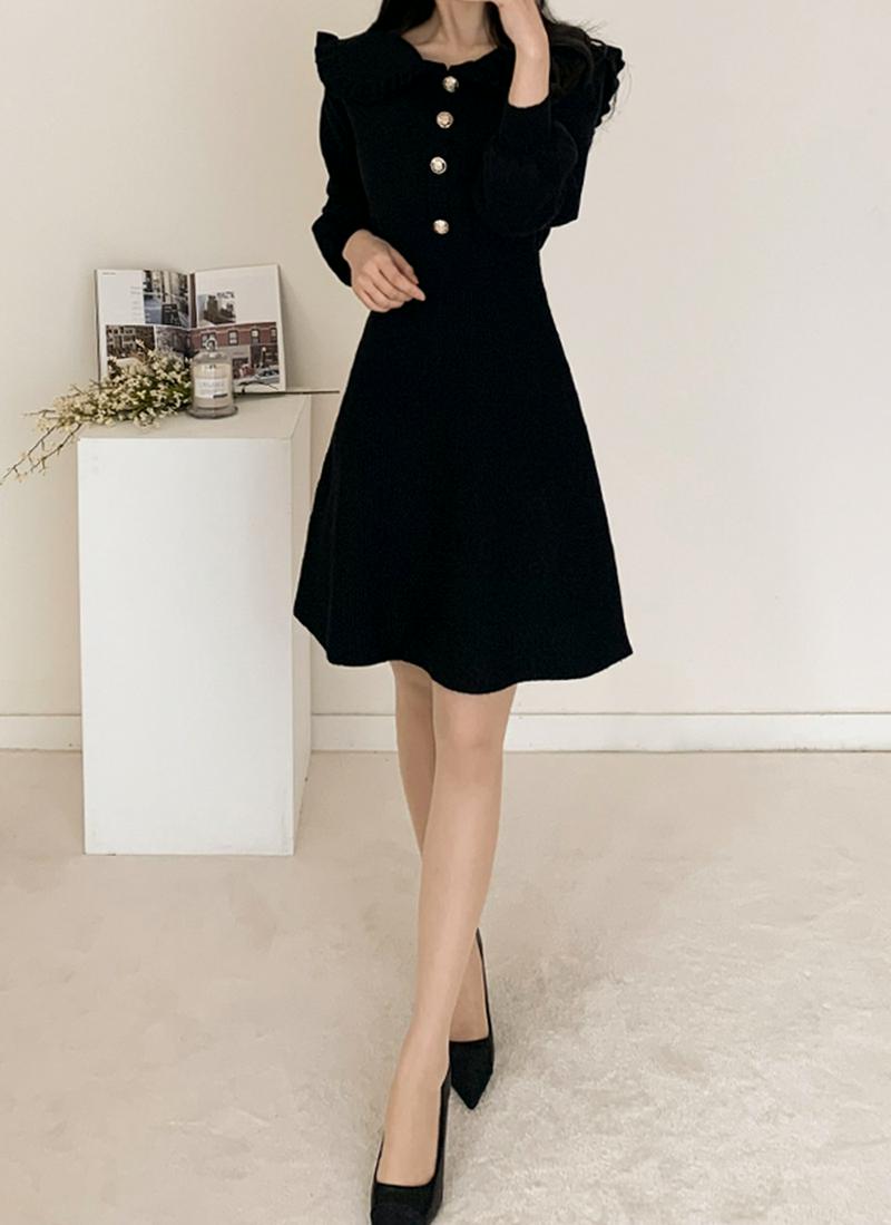 フリルセーラーカラーニットワンピース