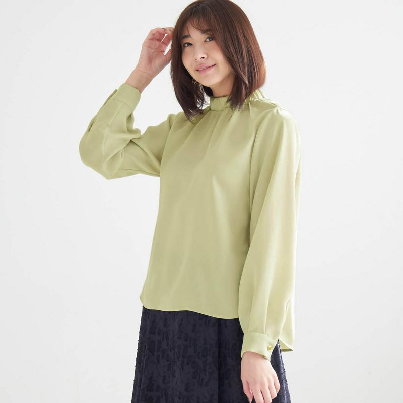 【ＳＴＹＬＥ　ＳＮＡＰセレクト】スタンドネックギャザーブラウス［日本製］（スタイルノート／StyleNote）