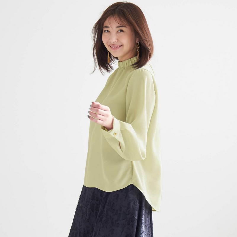 【ＳＴＹＬＥ　ＳＮＡＰセレクト】スタンドネックギャザーブラウス［日本製］（スタイルノート／StyleNote）