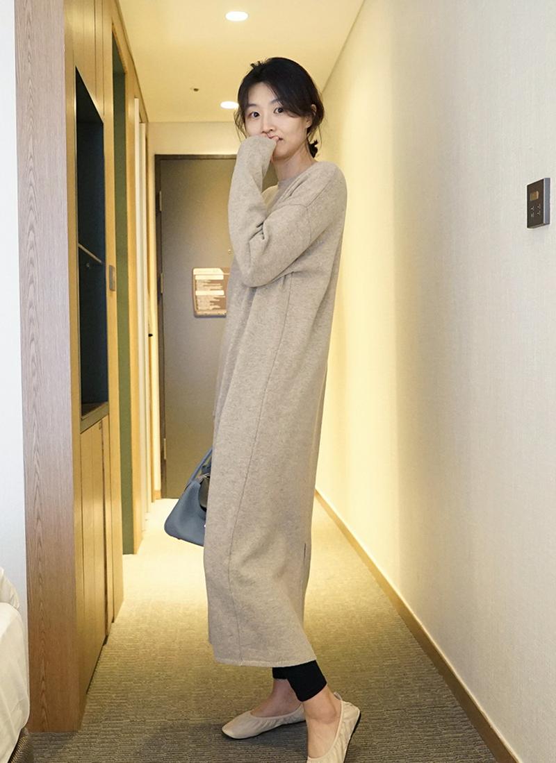スリットヘムウール混ニットワンピース