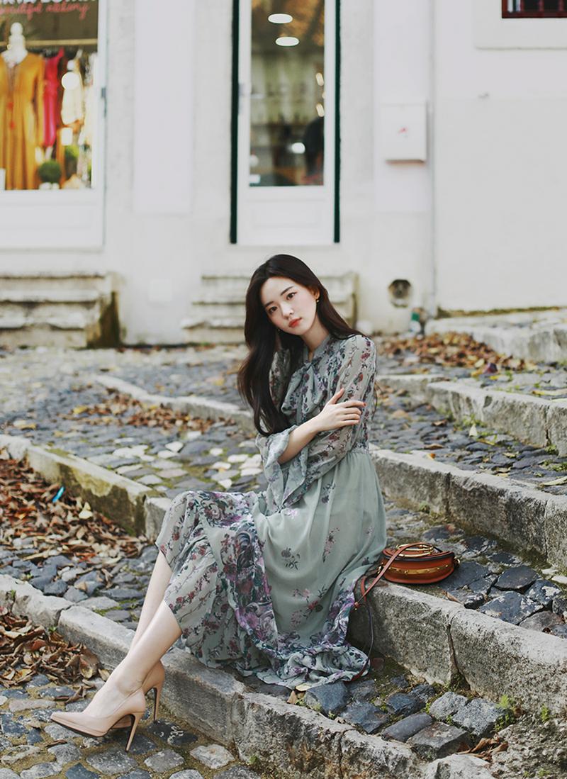 ボウタイスリットネックワンピース(ロング)