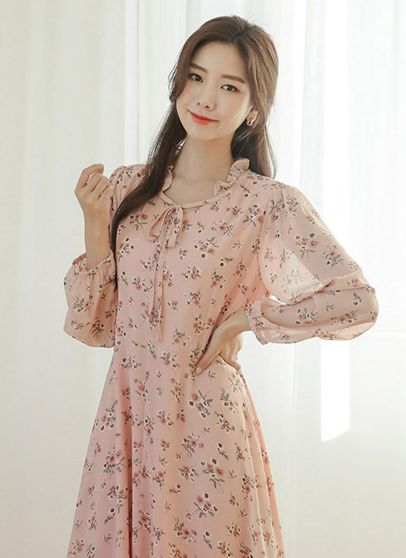 リボンフリルネック花柄ワンピース