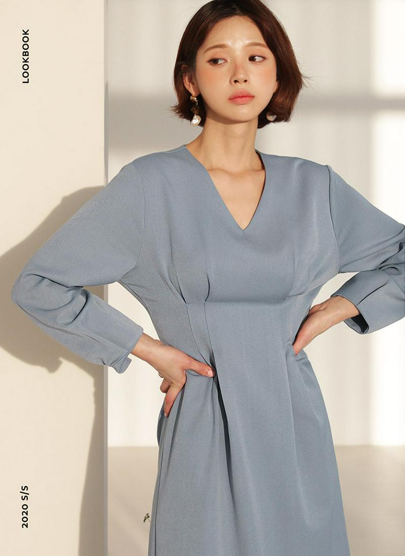 Vネックタックワンピース・全3色