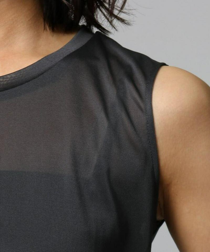 シアーノースリーブトップス