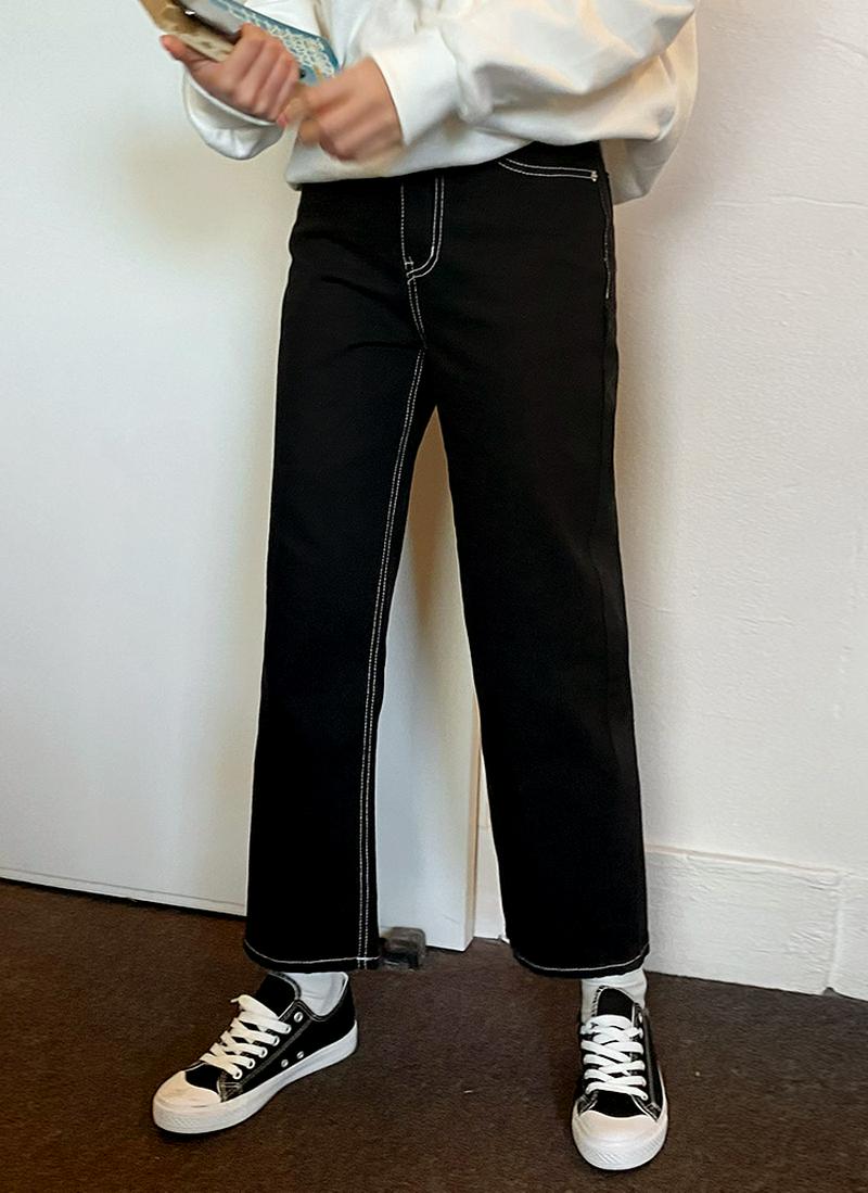 ステッチストレートパンツ