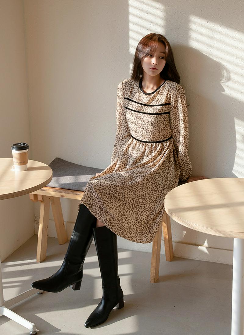 ラインディテール花柄ワンピース