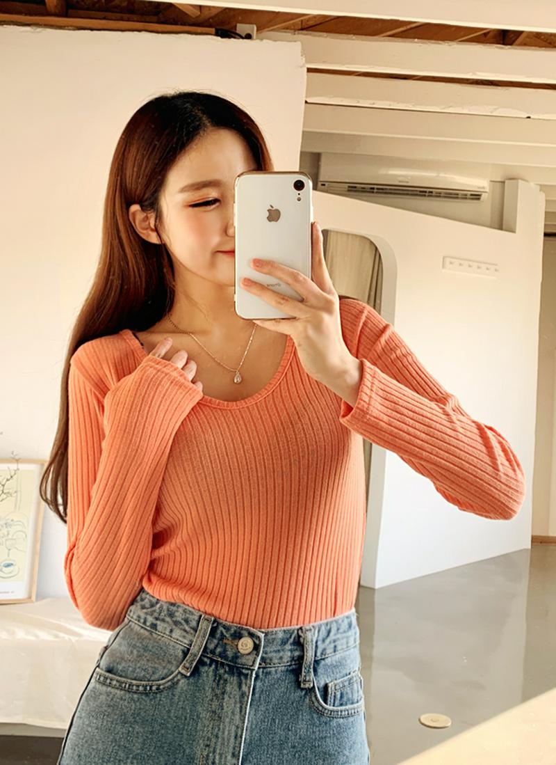 VネックリブTシャツ