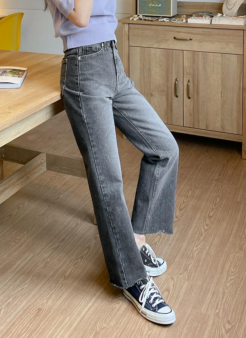 ウォッシュドブラックデニムパンツ
