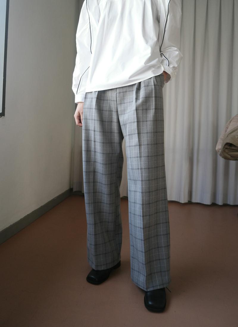 ストレートチェック柄スラックス