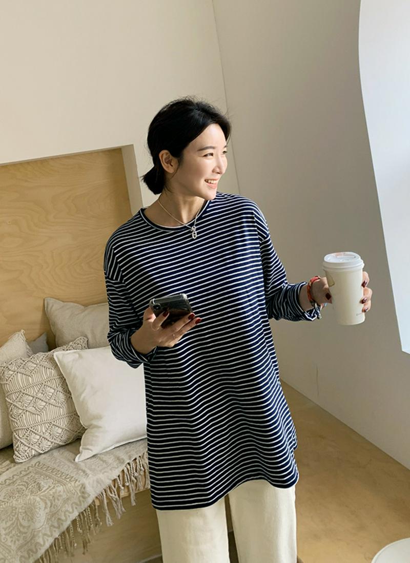 ラウンドネックボーダーTシャツ