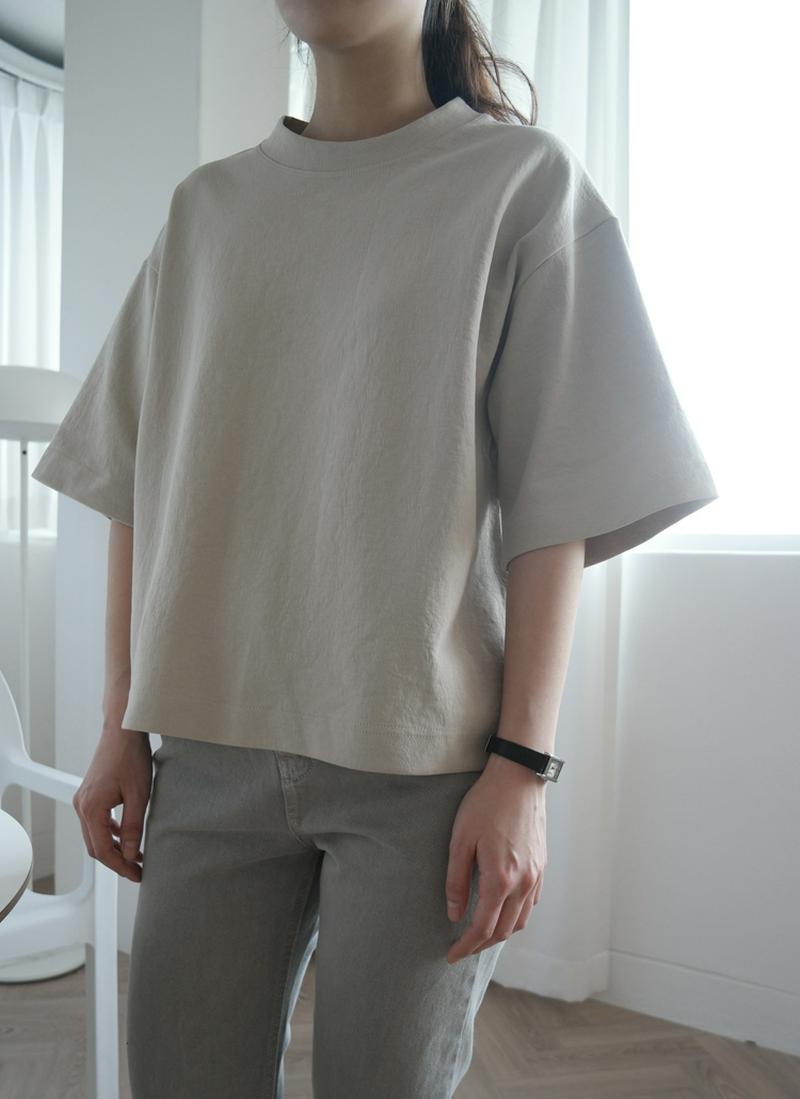 ハーフスリーブTシャツ