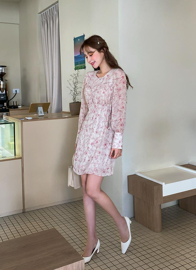 サイドストラップ花柄ワンピース