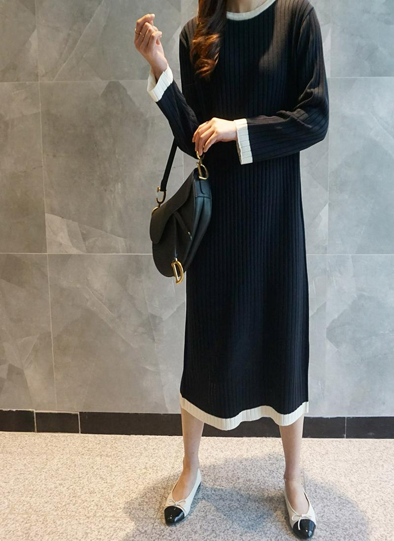 リブニットワンピース