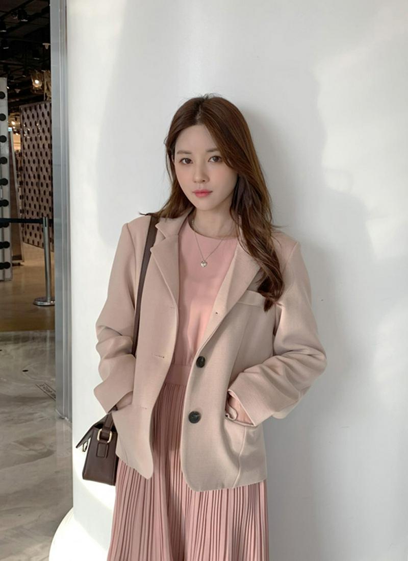 スリーボタンショートジャケット