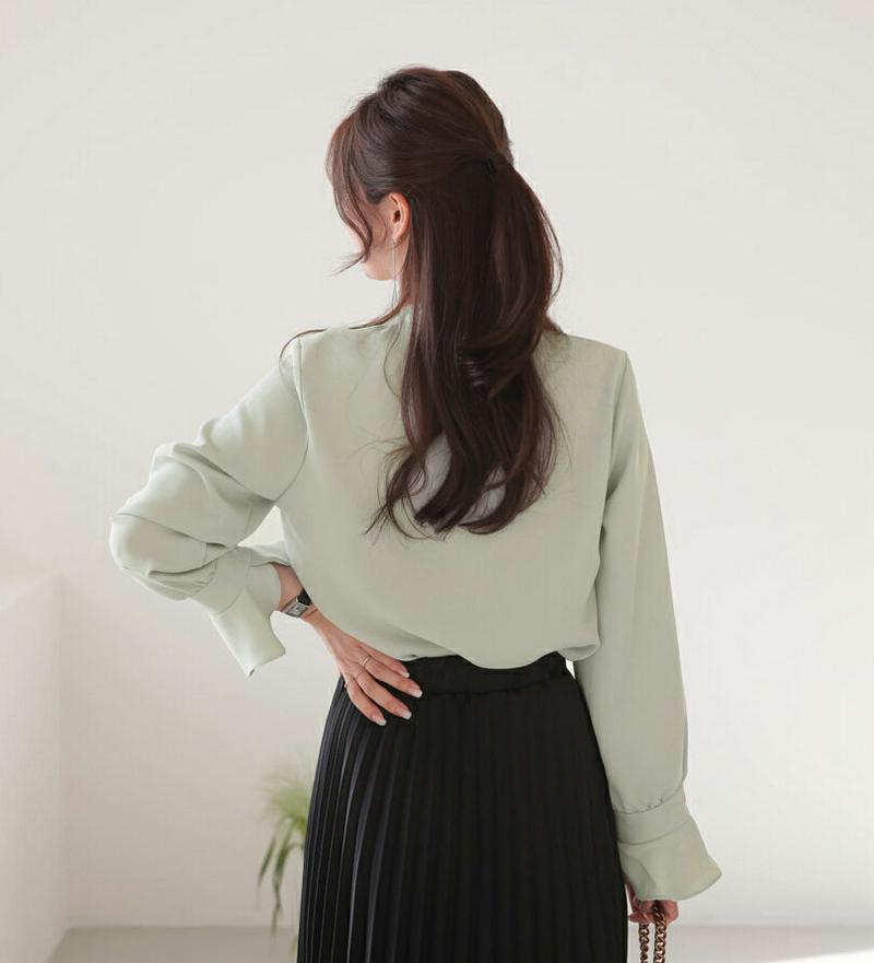 【只今10%OFF】キーネックフレアスリーブブラウス・全3色・t60869 レディース【bl】【トップス ブラウス 長袖 袖コン
