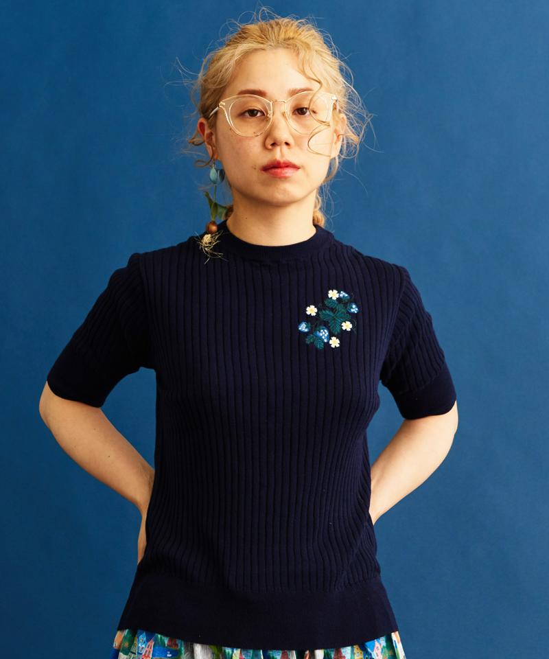 〇eiπe　「いちご」刺繍　半袖プルオーバー