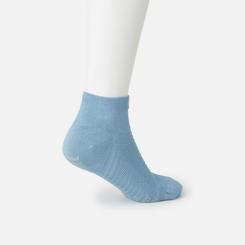 【あす楽】【TABIO SPORTS】 レーシングラン 21〜23cm サラシ / 靴下屋 靴下 タビオ タビオスポーツ Tabio くつ下 ショート レディース 小さいサイズ S 日本製 ¬¬