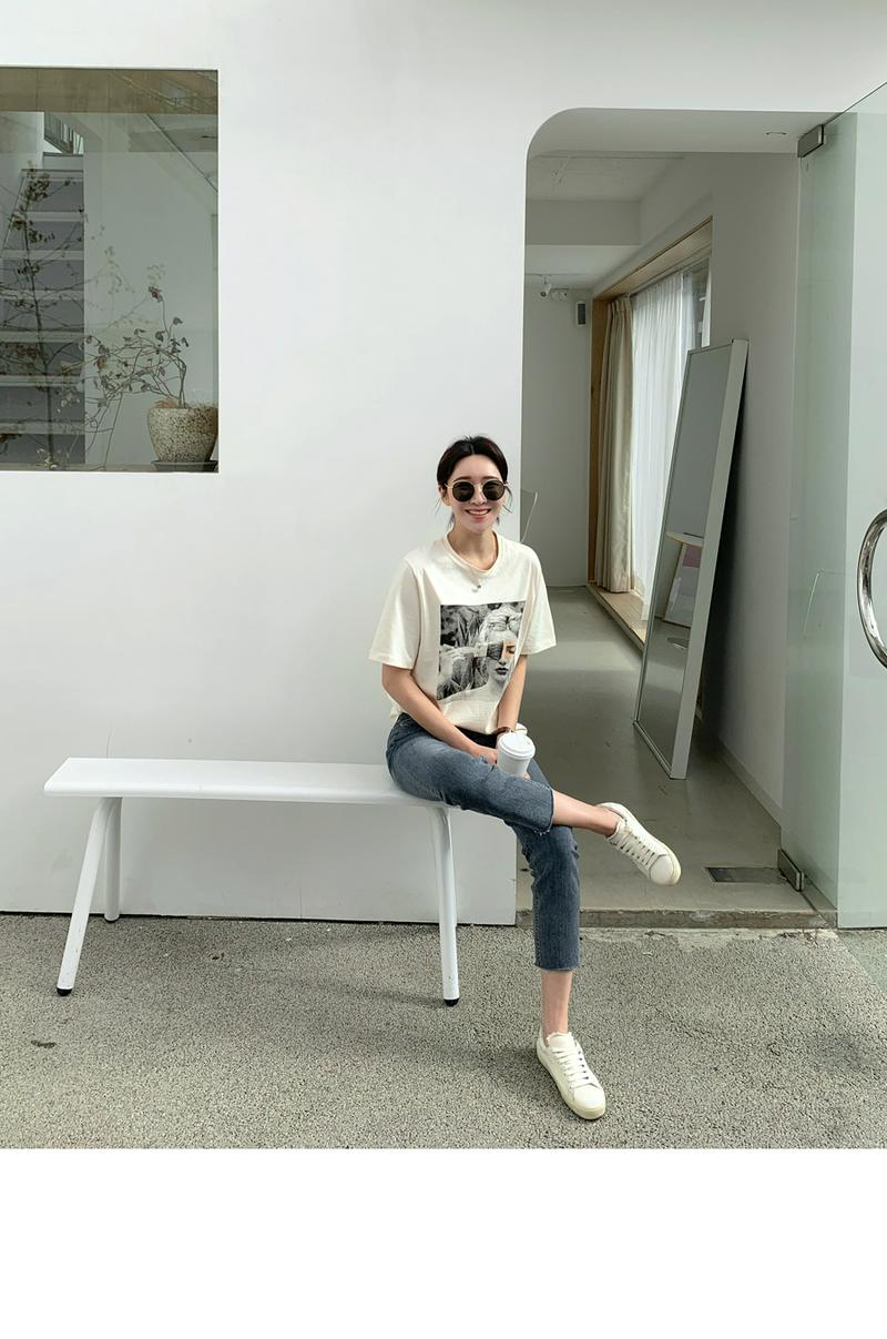 プリントポイントハーフ袖Tシャツ