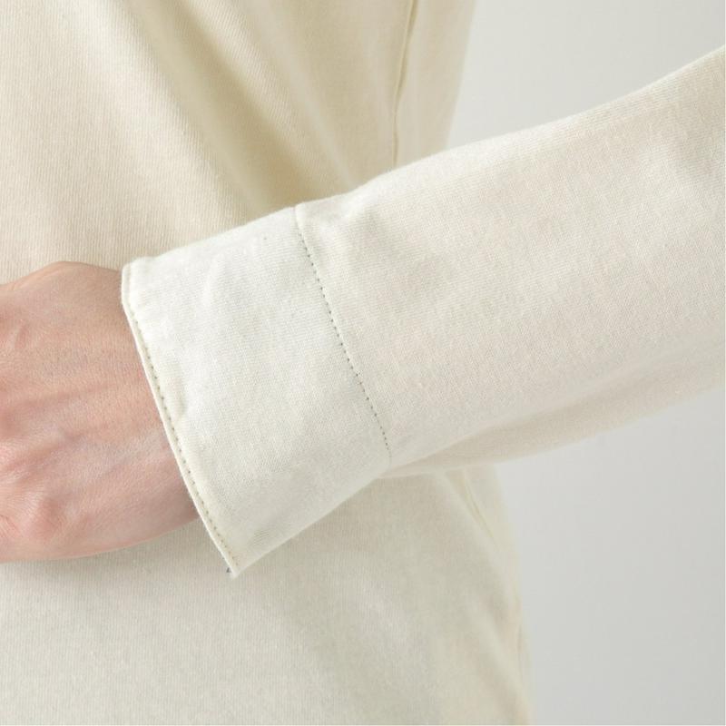 多色展開◎袖口裏シャンブレー長袖トップス（無地・ボーダー）