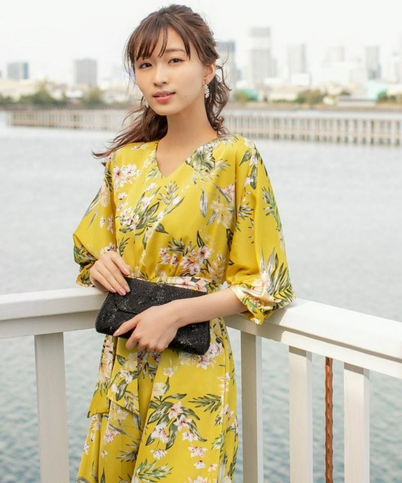 【岡崎紗絵さん着用】花柄プリントボリューム袖 ワンピース