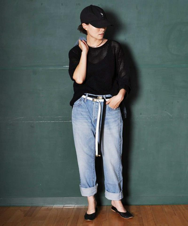 ストレートジーンズ