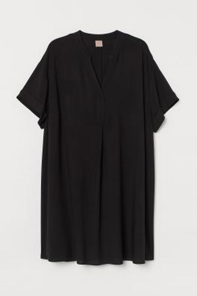 H&M+ Vネックワンピース
